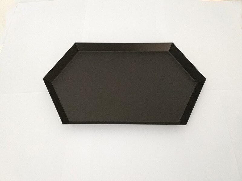 Black L