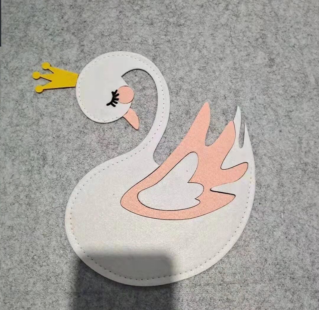 White swan